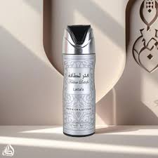 Lattafa Fakhar Body Spray 200ml | Warm Amber Fragrance